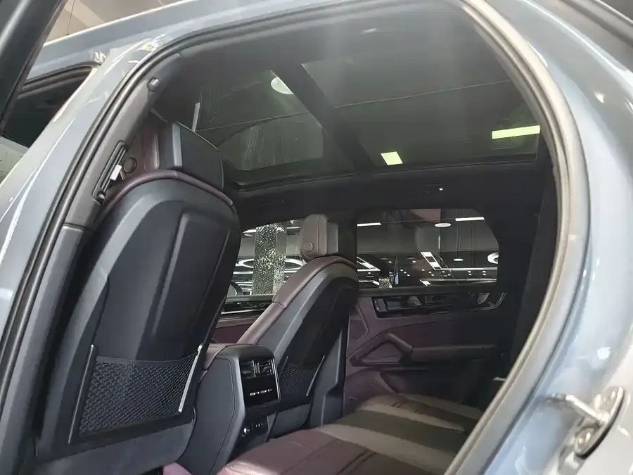 Porsche Cayenne Cayenne 2025 Cayenne 3.0T 2025 — миниатюра 3