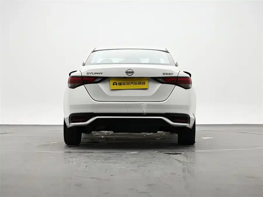 Nissan Sylphy Sylphy 2023 facelift 1.6L CVT Enjoy Edition 2024 — миниатюра 3
