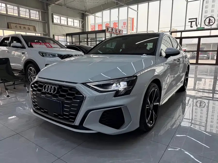 Audi A3 2022 Sportback 35 TFSI stylish and sporty 2022 — фото 1, купить с доставкой в Москву