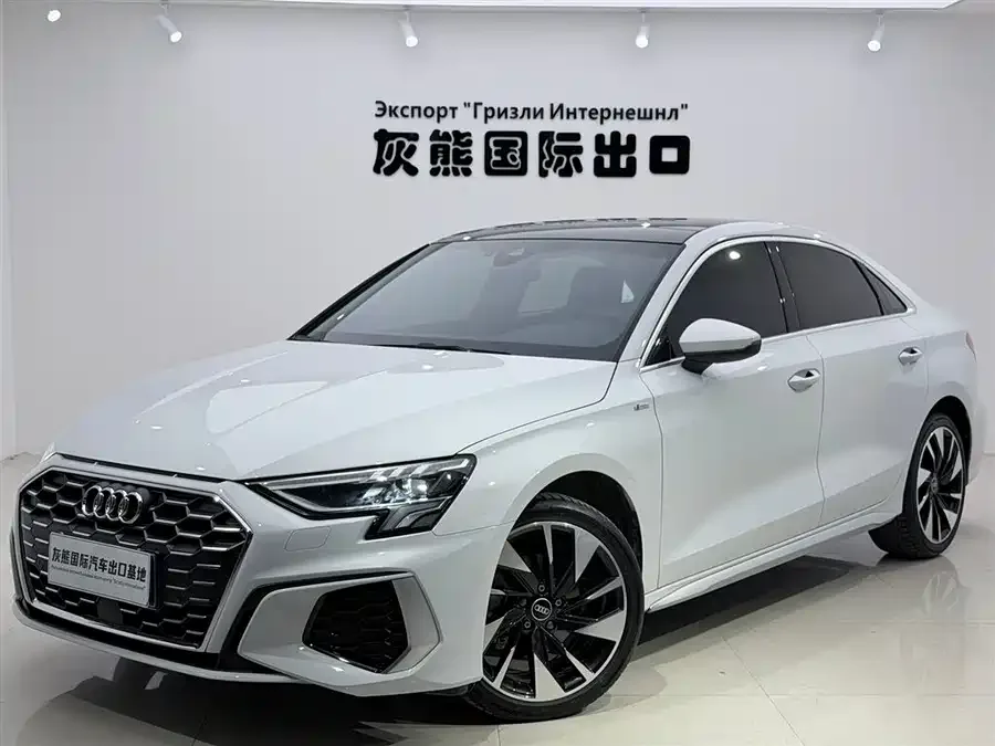 Audi A3 2022 A3L Limousine 35 TFSI Fashion Sports 2022 — фото 1, купить с доставкой в Москву