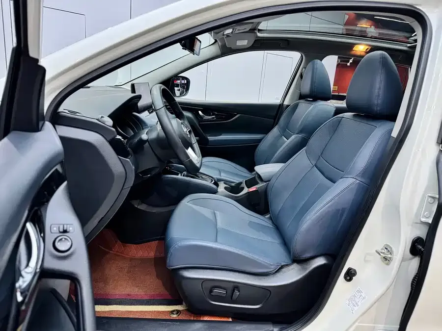 Nissan Qashqai Qashqai 2025 Honor 2.0L CVT XV+ Leading Edition 2025 — миниатюра 3