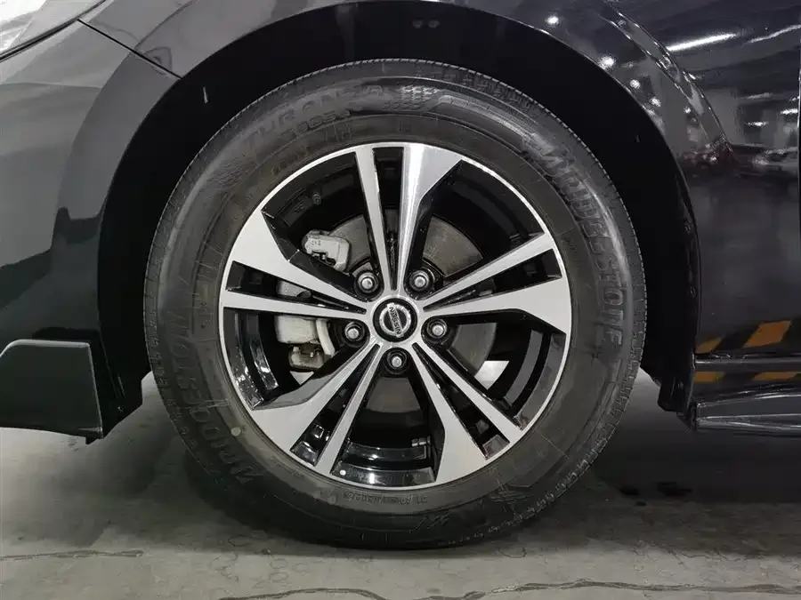 Nissan Sylphy Sylphy 2022 1.6L XL CVT Enjoy Edition 2023 — миниатюра 5