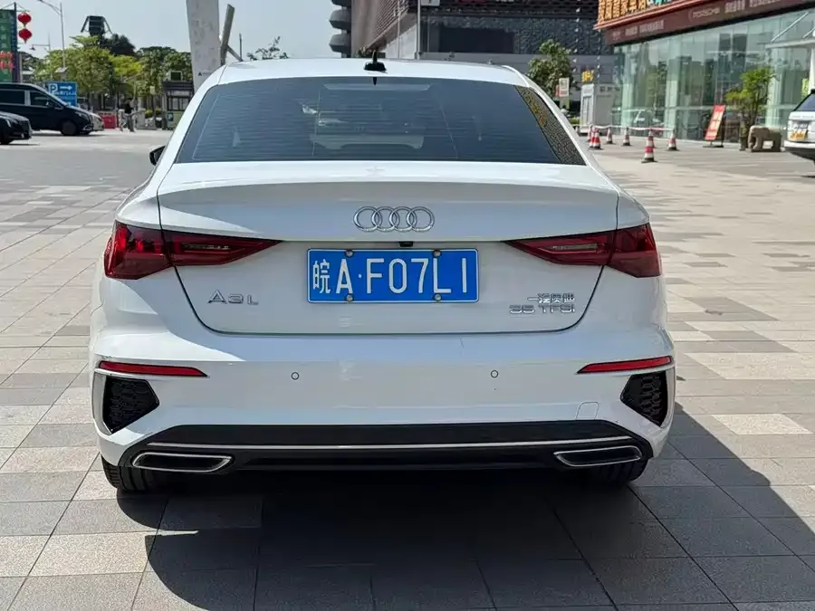 Audi A3 2022 A3L Limousine 35 TFSI Fashion Sports 2022 — миниатюра 3