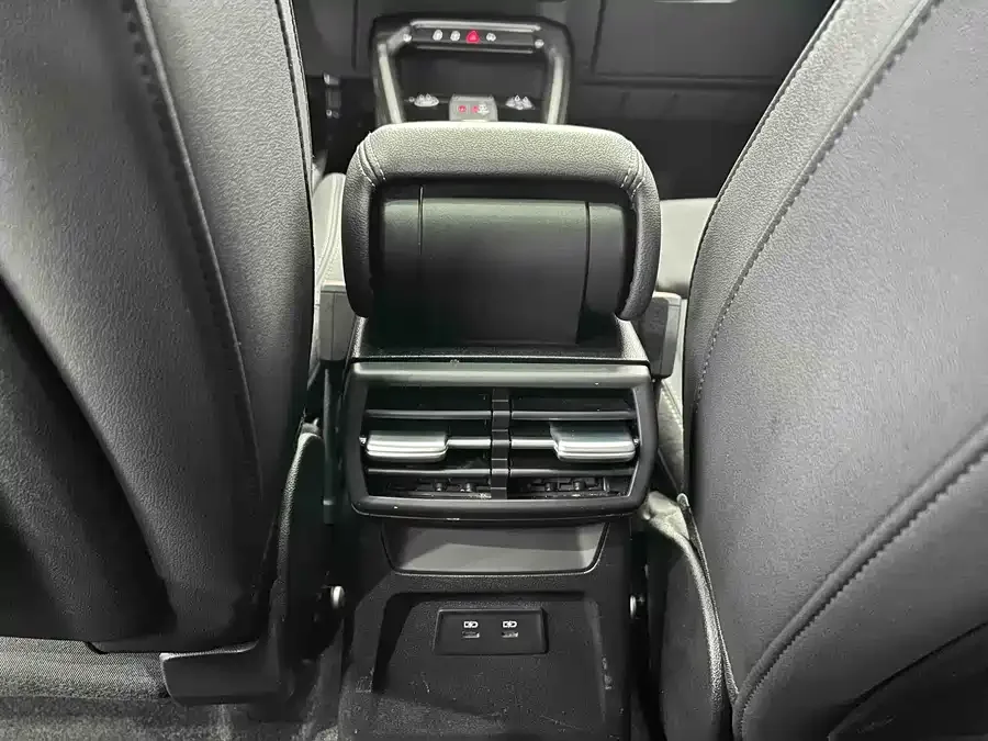 Audi A3 2022 A3L Limousine 35 TFSI Fashion Sports 2022 — миниатюра 3