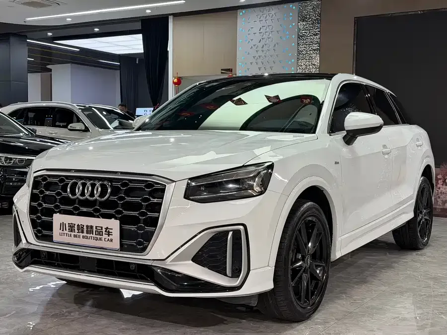 Audi Q2L 2022 35 TFSI Enterprising and Elegant Model 2023 — фото 1, купить с доставкой в Москву