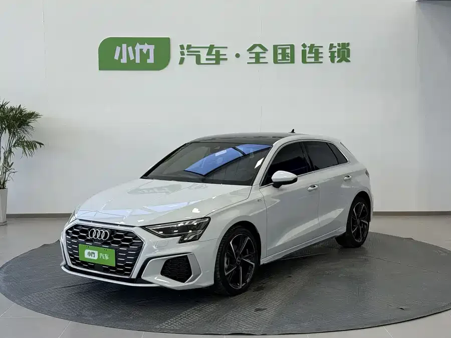 Audi A3 2023 facelift Sportback 35 TFSI stylish and sporty 2023 — фото 1, купить с доставкой в Москву