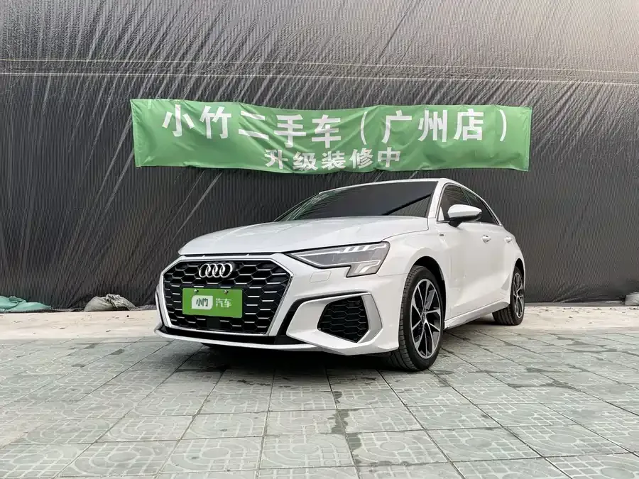 Audi A3 2023 facelift Sportback 35 TFSI aggressive and sporty 2023 — фото 1, купить с доставкой в Москву