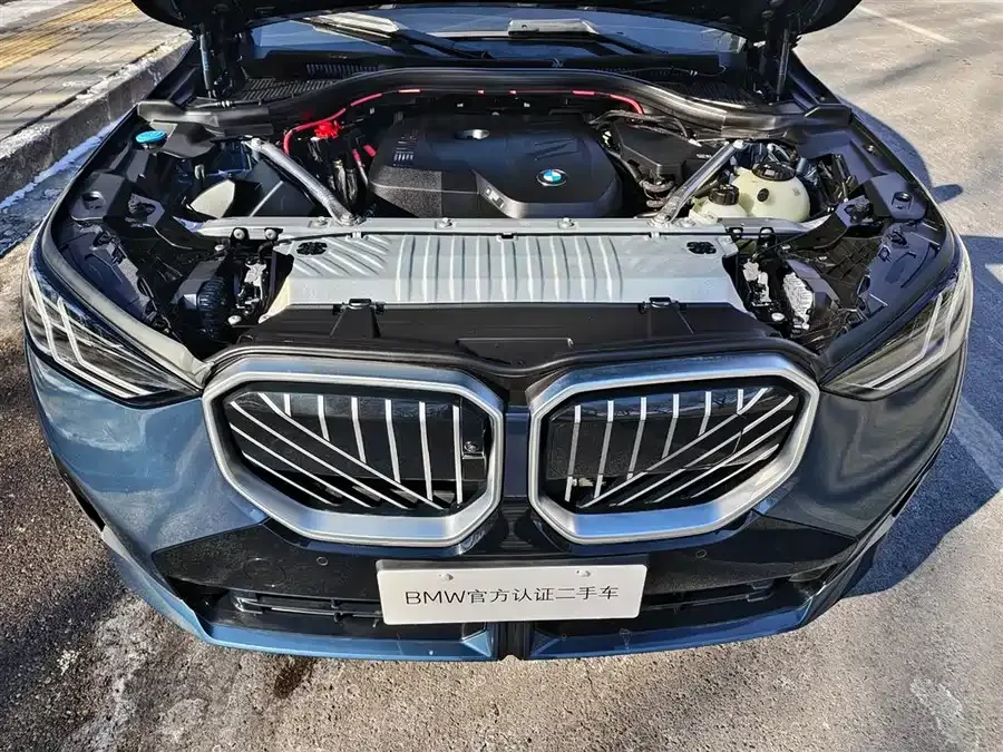 BMW X3 2025 xDrive30L Exclusive M Sport Package 2025 — миниатюра 4