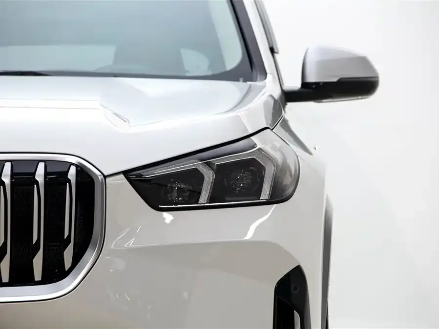 BMW X1 2023 sDrive25Li X Design Package 2024 — миниатюра 3