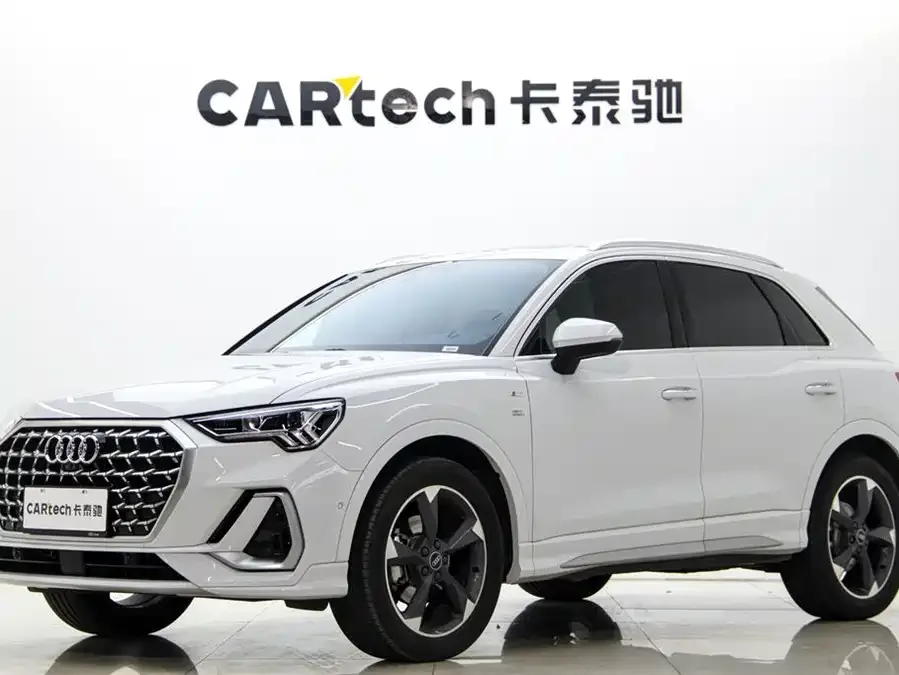 Audi Q3 2024 35 TFSI Fashion Dynamic Edition 2024 — фото 1, купить с доставкой в Москву