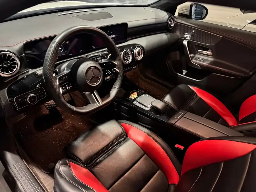 Mercedes-Benz Class A Mercedes-Benz A-Class 2023 A 200 L Fashion Edition 2023 — миниатюра 4