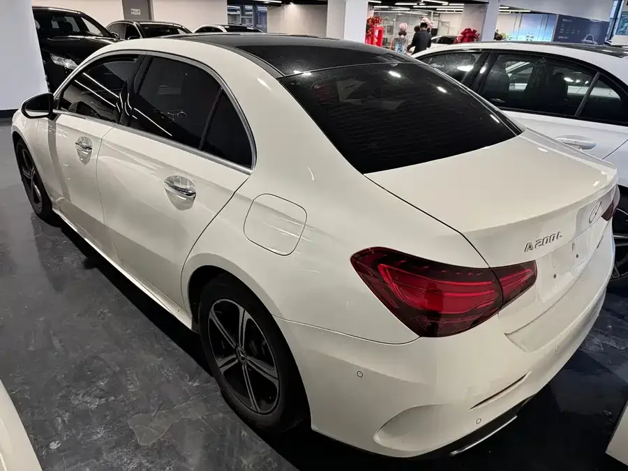 Mercedes-Benz Class A Mercedes-Benz A-Class 2023 A 200 L Fashion Edition 2023 — миниатюра 5
