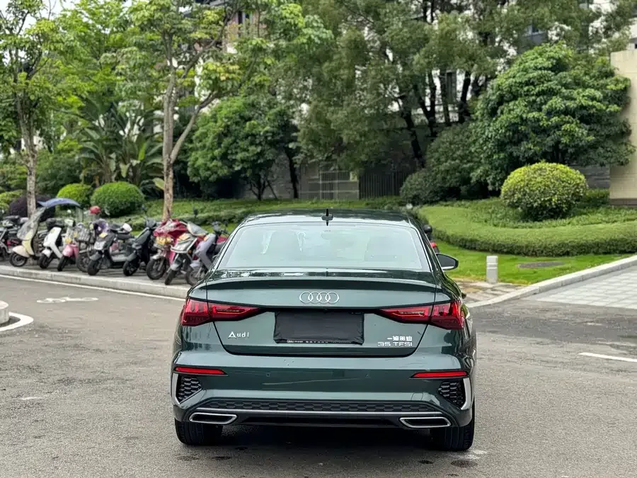 Audi A3 2023 facelift A3L Limousine 35 TFSI stylish and sporty 2023 — миниатюра 5