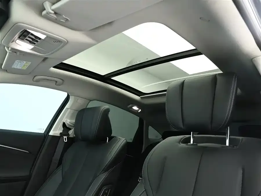 Buick LaCrosse Buick LaCrosse 2026 28T Platinum Edition 2026 — миниатюра 4