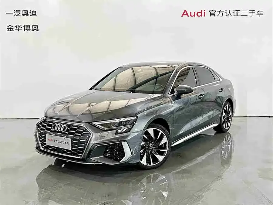 Audi A3 2024 A3L Limousine 35 TFSI Fashion Sports 2024 — фото 1, купить с доставкой в Москву
