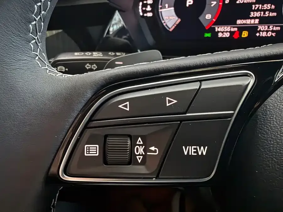 Audi A3 2023 A3L Limousine 35 TFSI Fashion Sports 2023 — миниатюра 4