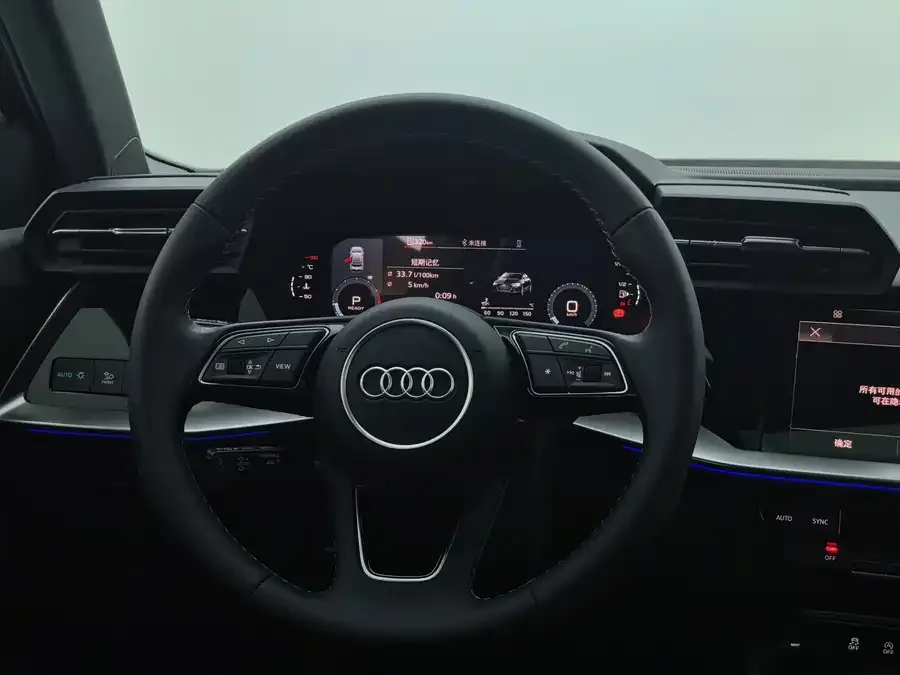 Audi A3 2024 A3L Limousine 35 TFSI Fashion Sports 2024 — миниатюра 4