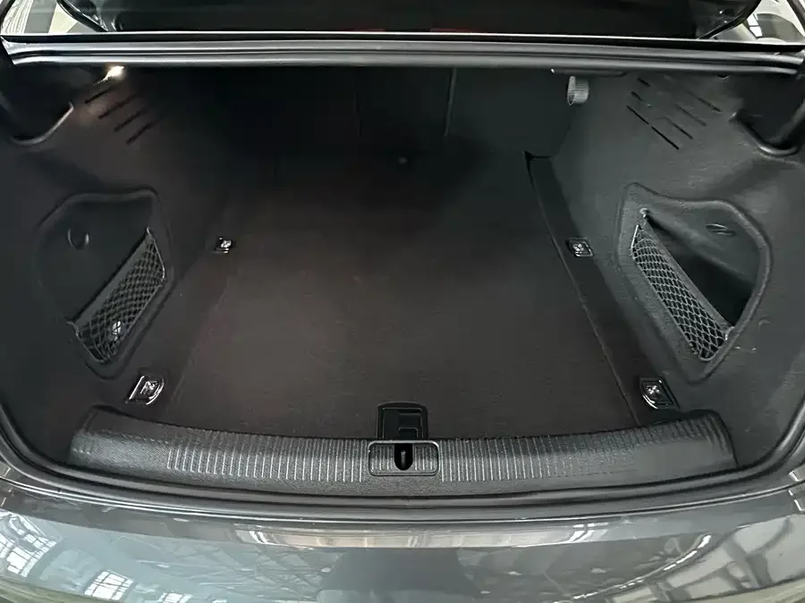 Audi a4 l 2022 40 TFSI luxury and dynamic model 2023 — миниатюра 4
