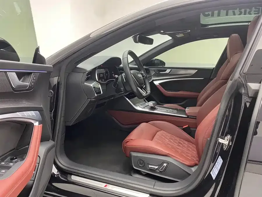 Audi A7L 2024 45 TFSI quattro Black Warrior Edition 2024 — миниатюра 5