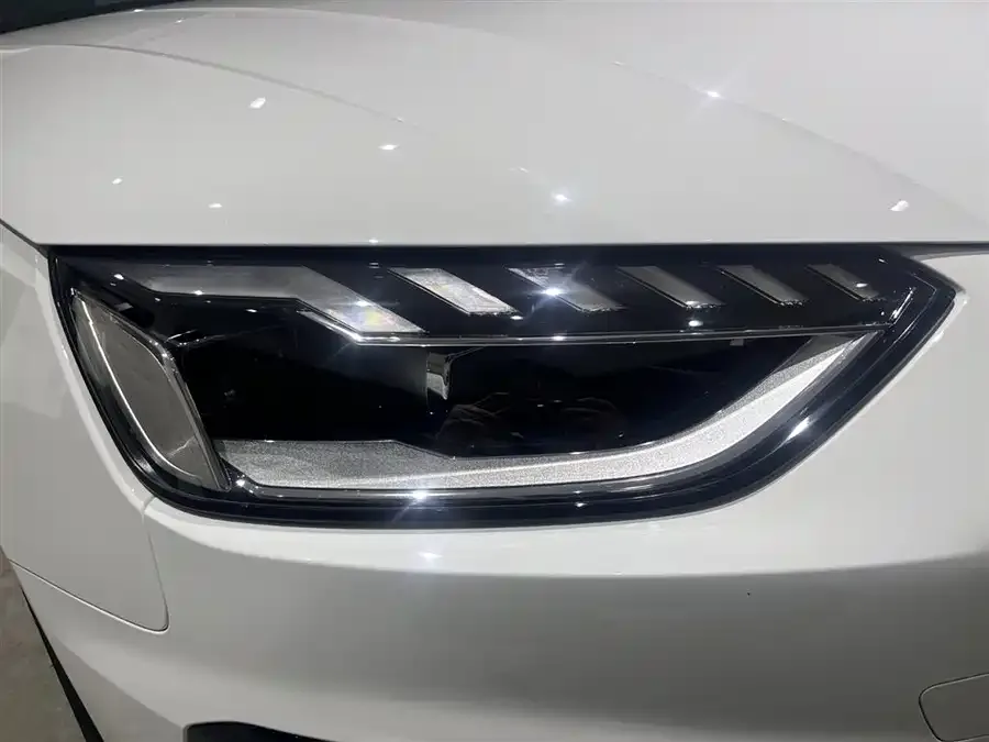 Audi a4 l 2023 40 TFSI luxury and dynamic model 2023 — миниатюра 5