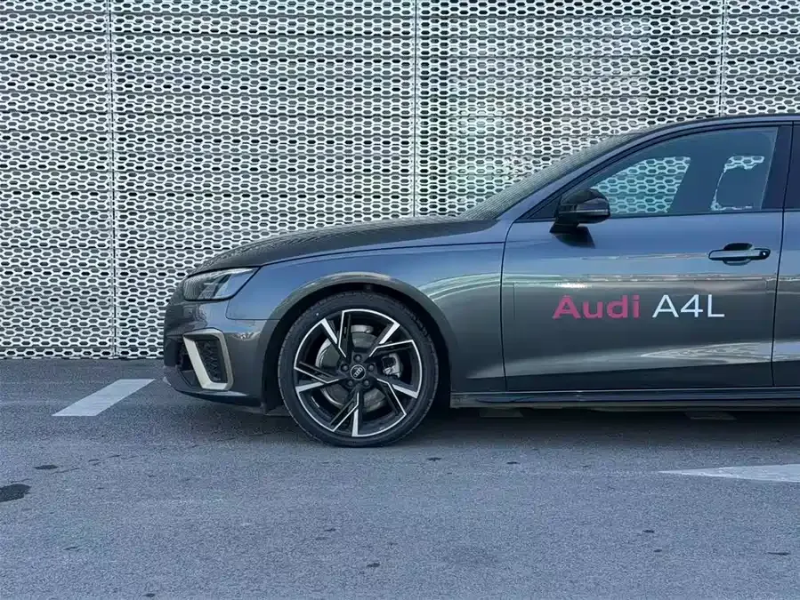 Audi a4 l 2024 40 TFSI quattro RS kit combustion speed type 2024 — миниатюра 5