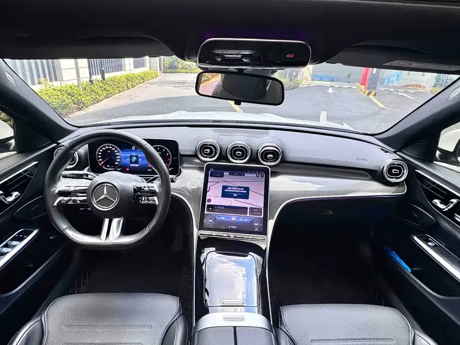 Mercedes-Benz Class C Mercedes-Benz C-Class 2024 C 260 L Sports Edition 2024 — миниатюра 4