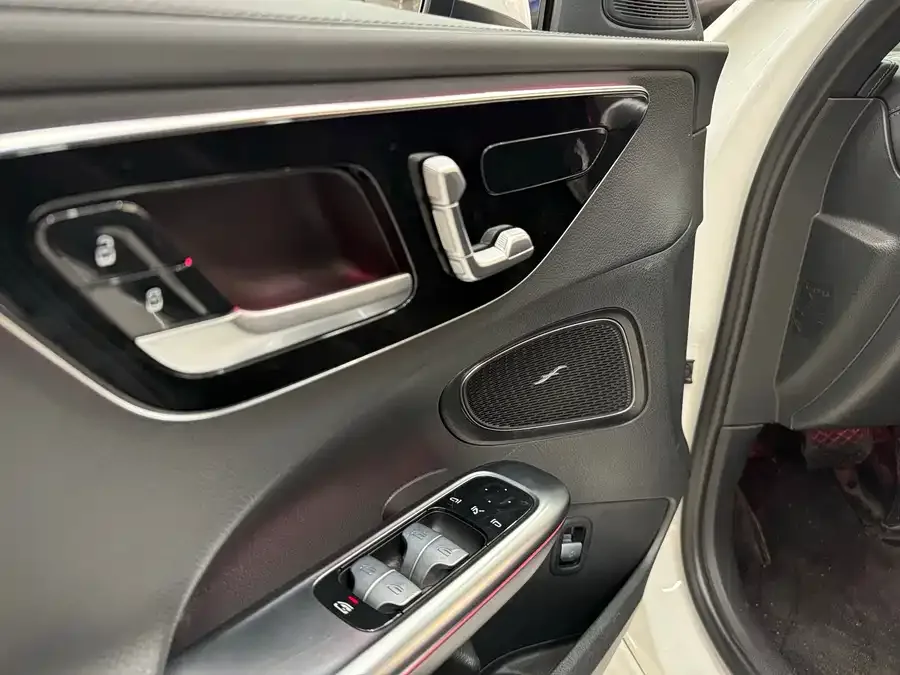 Mercedes-Benz Class C Mercedes-Benz C-Class 2023 C 260 L Sports Edition 2023 — миниатюра 4