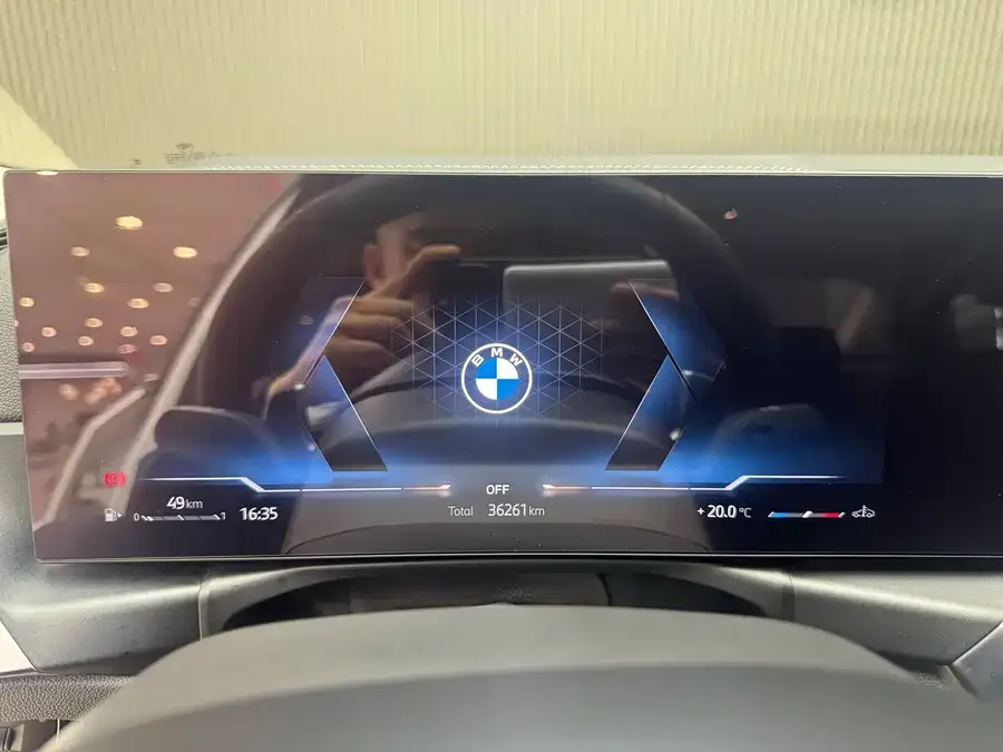 BMW 3 series BMW 3 Series 2024 320i M Sports Package 2024 — миниатюра 2