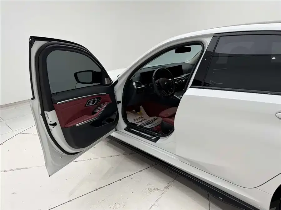 BMW 3 Series BMW 3 Series 2024 325i M Sport Package 2025 — миниатюра 4