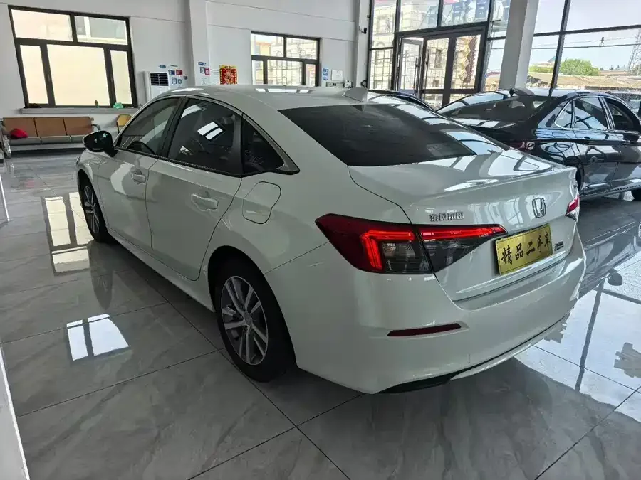 Honda Civic 2023 Civic 240TURBO CVT Power Edition 2024 — миниатюра 2