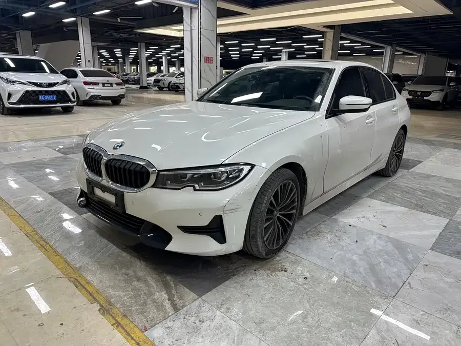 BMW 3 Series 2022