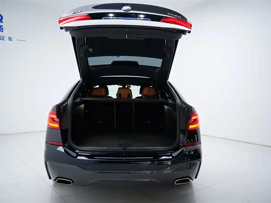 BMW 6 Series GT 2022 630i M Sport Package 2023 — миниатюра 5