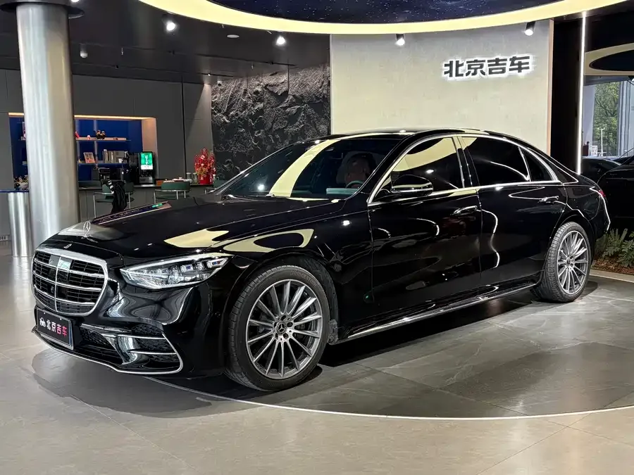 Mercedes-Benz S-Класс 2025