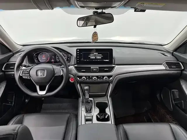 Honda Accord Accord 2022 260TURBO Deluxe Edition 2023 — миниатюра 3