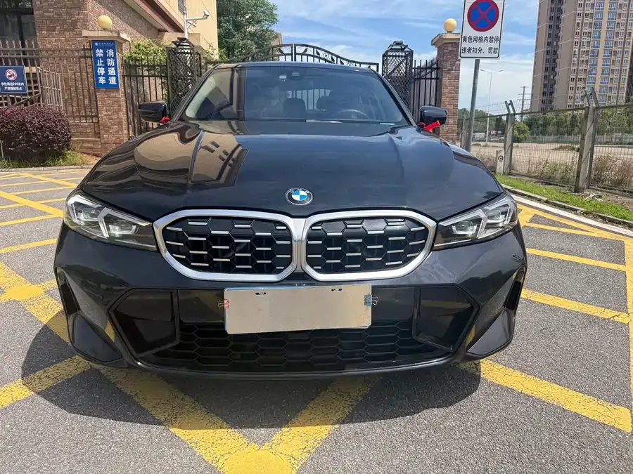 BMW 3 Series 2023