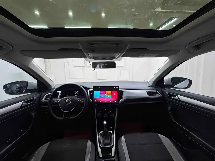Volkswagen T-ROC T-ROC 2022 280TSI DSG 2WD Elite PLUS 2022 — миниатюра 5