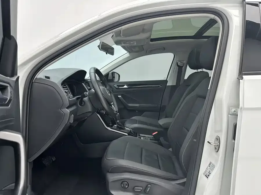 Volkswagen T-ROC T-ROC 2022 280TSI DSG 2WD Comfort PLUS 2023 — миниатюра 2