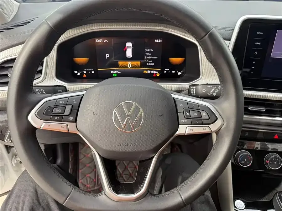 Volkswagen T-ROC T-ROC 2023 280TSI DSG 2WD Time Edition 2024 — миниатюра 3