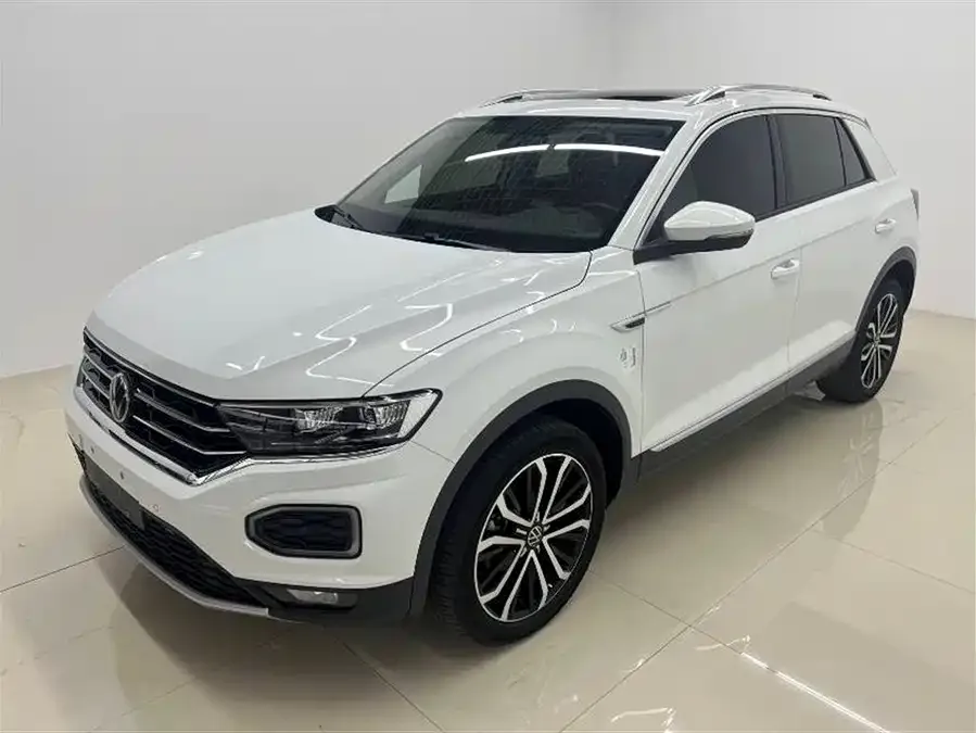 Volkswagen T-ROC T-ROC 2022 280TSI DSG 2WD Comfort PLUS 2022 — фото 1, купить с доставкой в Москву