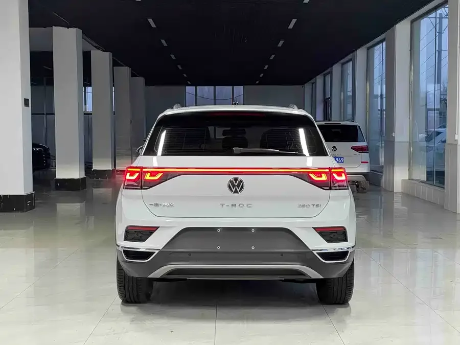 Volkswagen T-ROC T-ROC 2023 280TSI DSG 2WD Time Edition 2023 — миниатюра 5