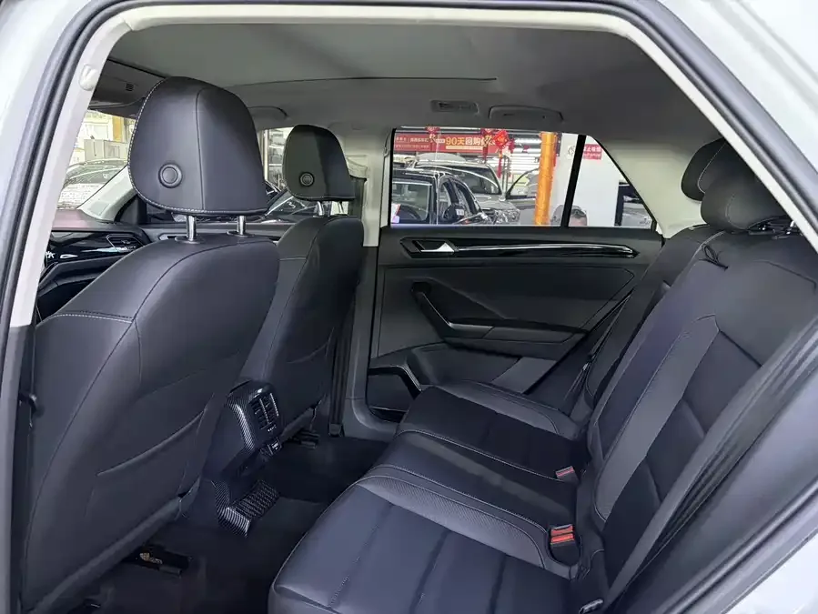 Volkswagen T-ROC T-ROC 2022 280TSI DSG 2WD Comfort PLUS 2022 — миниатюра 3