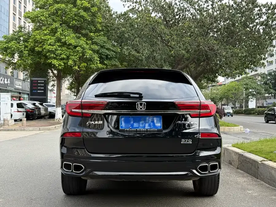 Honda Avancier 2020 Crown Road 370TURBO 2WD Luxury Edition 2022 — миниатюра 3