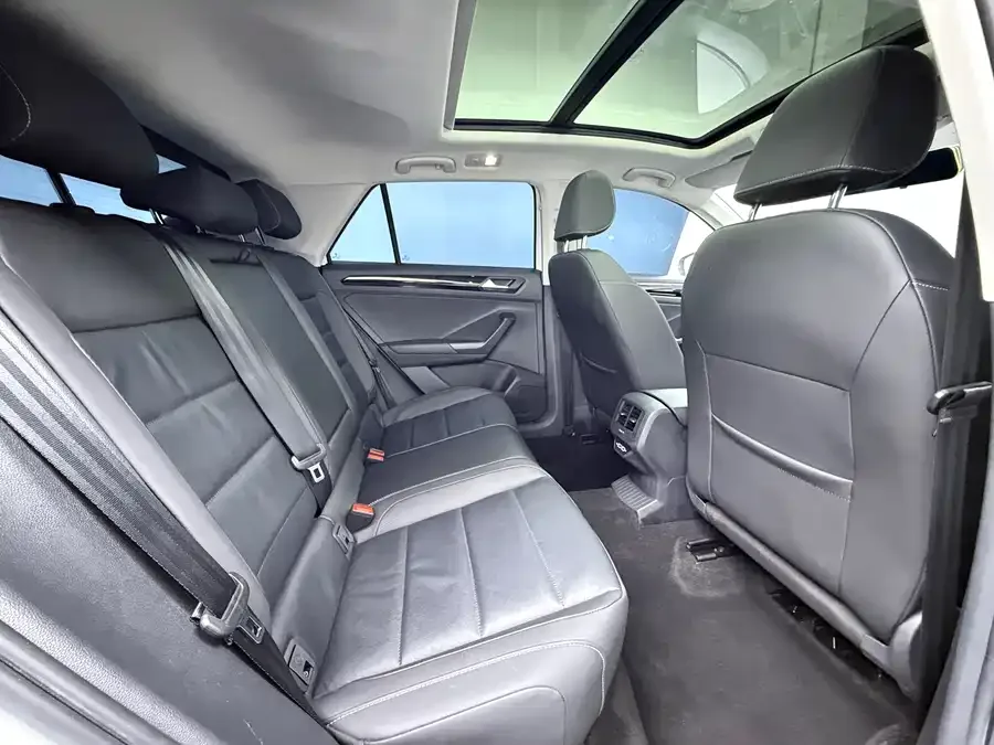 Volkswagen T-ROC T-ROC 2022 280TSI DSG 2WD Comfort PLUS 2022 — миниатюра 3