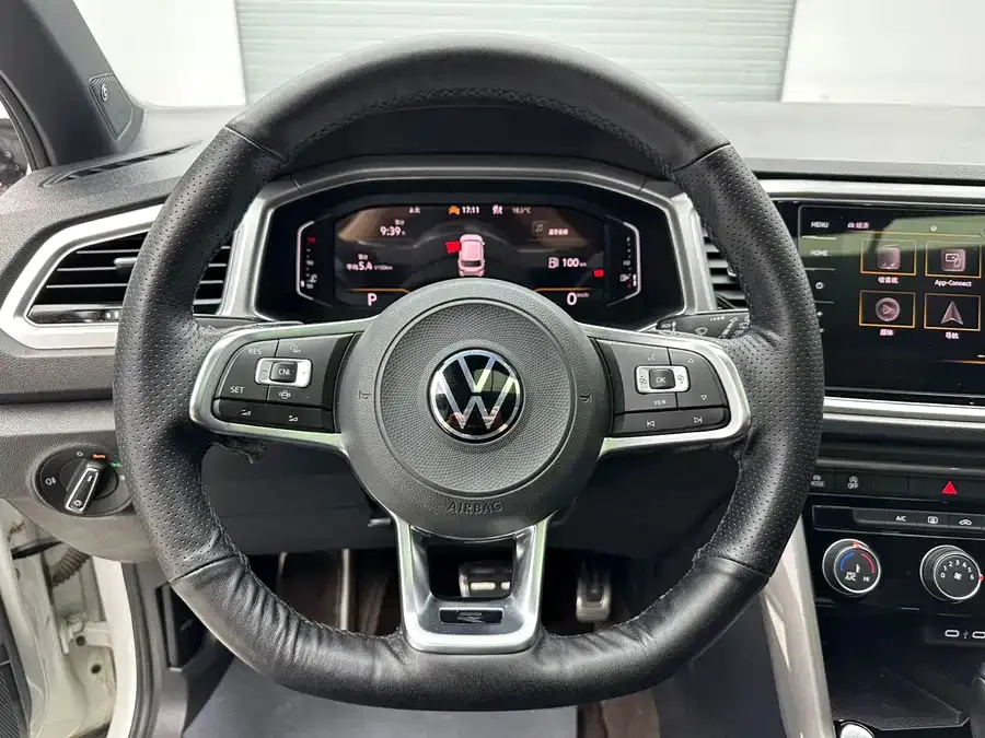 Volkswagen T-ROC T-ROC 2022 280TSI DSG 2WD R-Line Pro PLUS 2022 — миниатюра 4