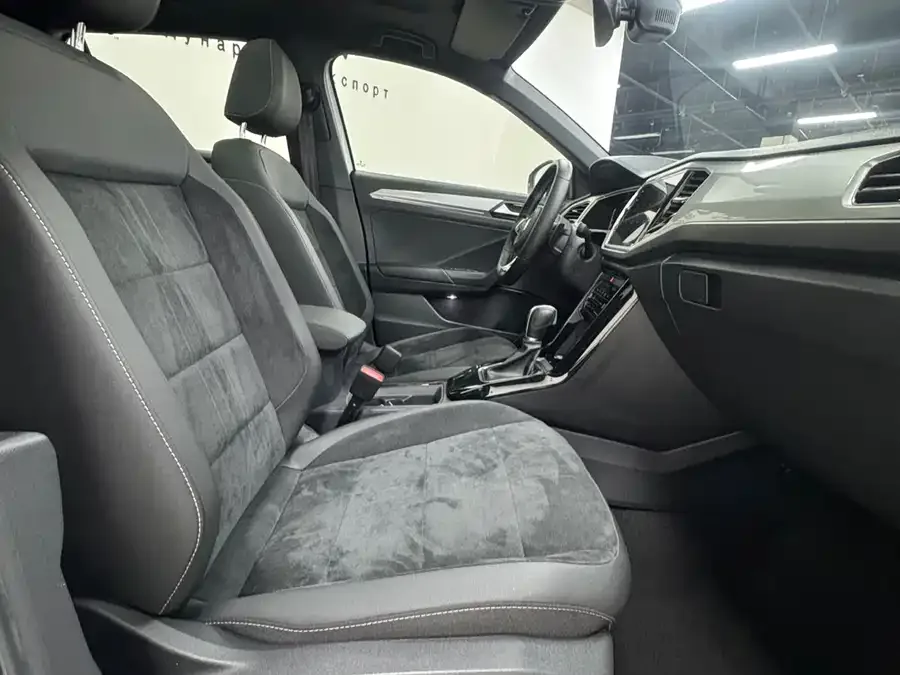 Volkswagen T-ROC T-ROC 2022 280TSI DSG 2WD R-Line Pro PLUS 2023 — миниатюра 4