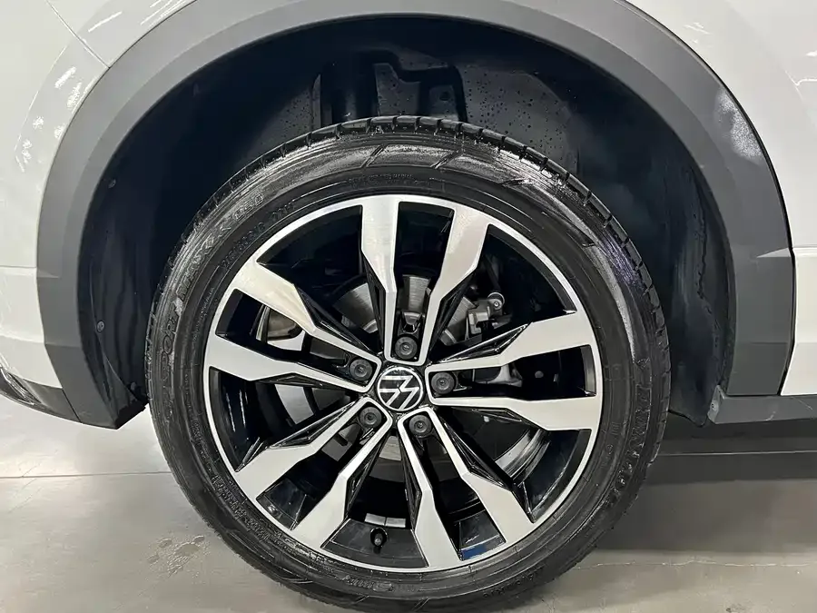 Volkswagen T-ROC T-ROC 2022 280TSI DSG 2WD R-Line Pro PLUS 2023 — миниатюра 3