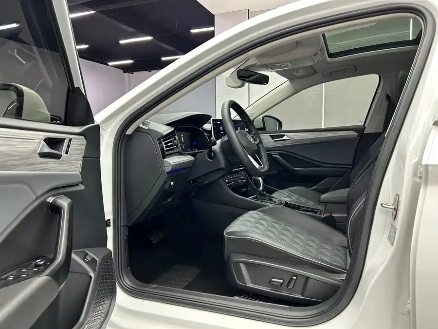 Volkswagen Sagitar 2022 Sagitar 280TSI DSG Beyond Edition 2022 — миниатюра 3