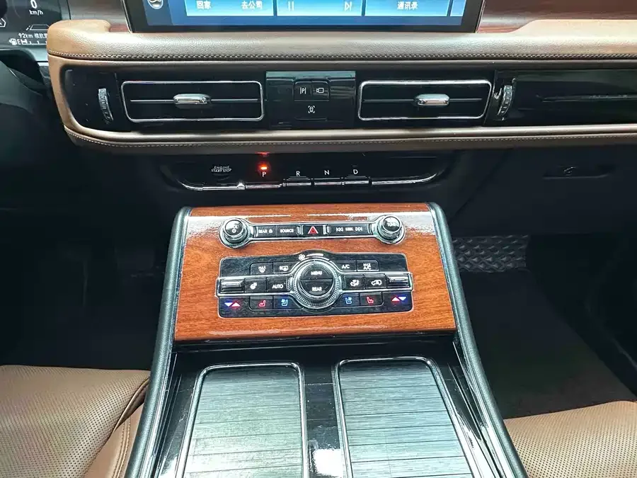 Lincoln Aviator Aviator 2021 3.0T V6 4WD Elegant Edition 2022 — миниатюра 5