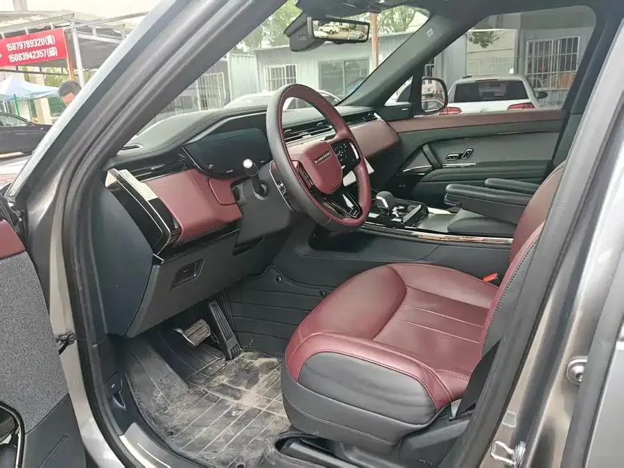 Land Rover Range Rover Sport Range Rover Sport 2025 400PS Dynamic SE 2025 — миниатюра 4