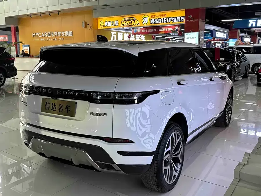 Land Rover Range Rover Aurora Range Rover Evoque 2022 facelift Evoque L 249PS R-Dynamic Deluxe Edition 2023 — миниатюра 2